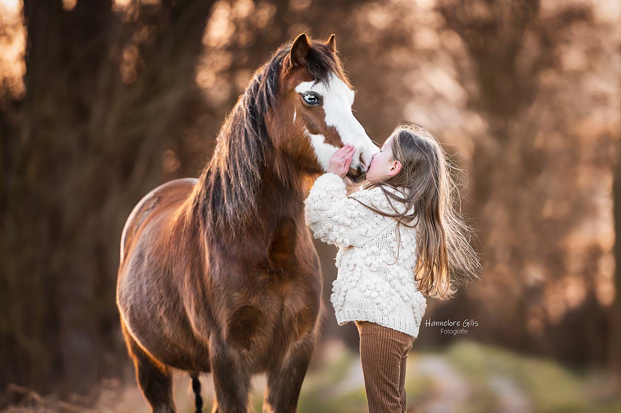 Paardenfotografie met pony en kind